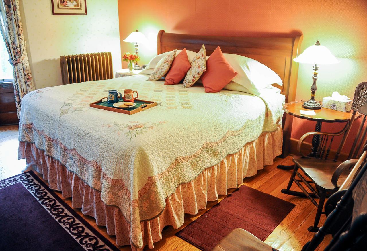 The White Oak Inn Zuck Kültér fotó